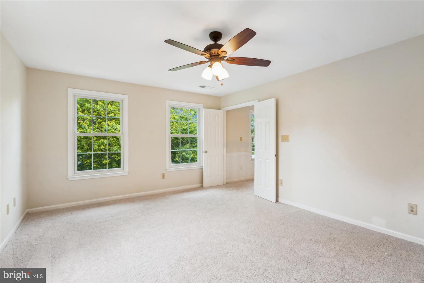 4407 MARSALA GLEN WAY, FAIRFAX, Virginia 22033, 4 Bedrooms Bedrooms, ,3 BathroomsBathrooms,Residential,For sale,4407 MARSALA GLEN WAY,VAFX2231746 MLS # VAFX2231746