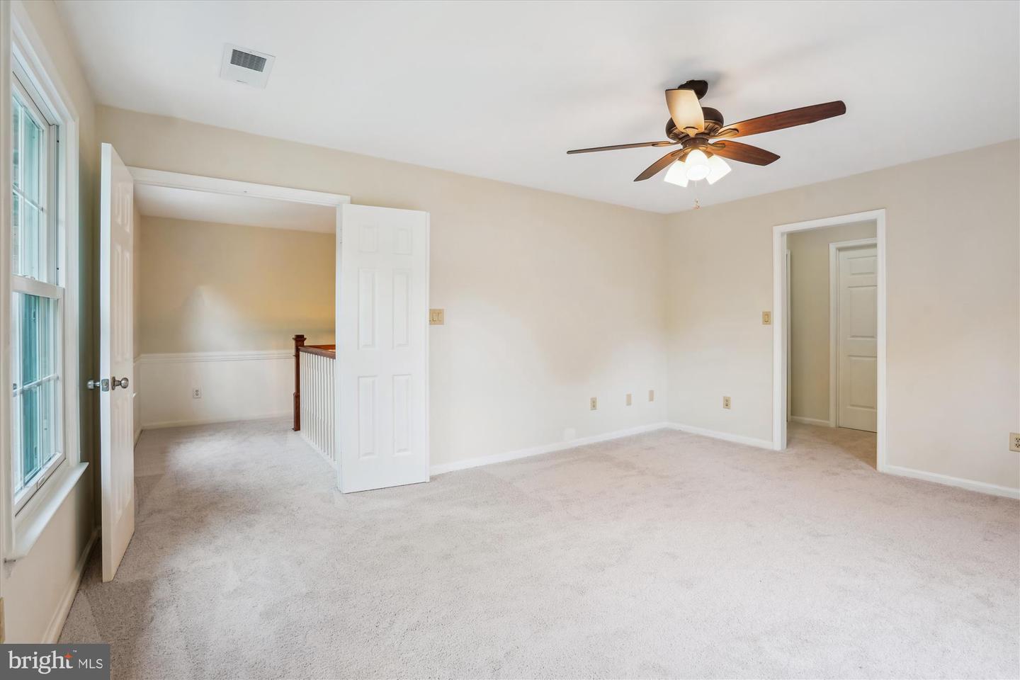 4407 MARSALA GLEN WAY, FAIRFAX, Virginia 22033, 4 Bedrooms Bedrooms, ,3 BathroomsBathrooms,Residential,For sale,4407 MARSALA GLEN WAY,VAFX2231746 MLS # VAFX2231746