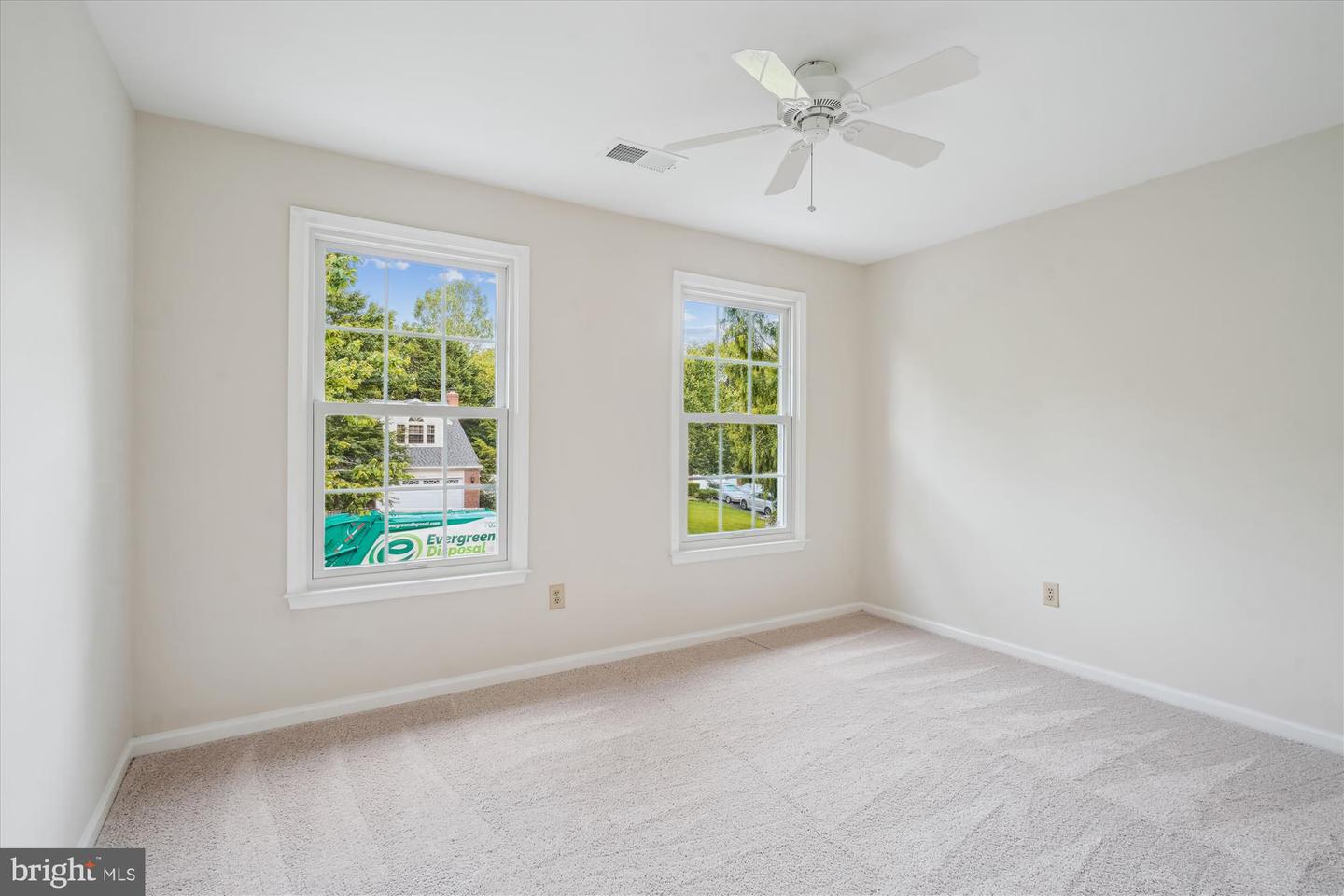 4407 MARSALA GLEN WAY, FAIRFAX, Virginia 22033, 4 Bedrooms Bedrooms, ,3 BathroomsBathrooms,Residential,For sale,4407 MARSALA GLEN WAY,VAFX2231746 MLS # VAFX2231746