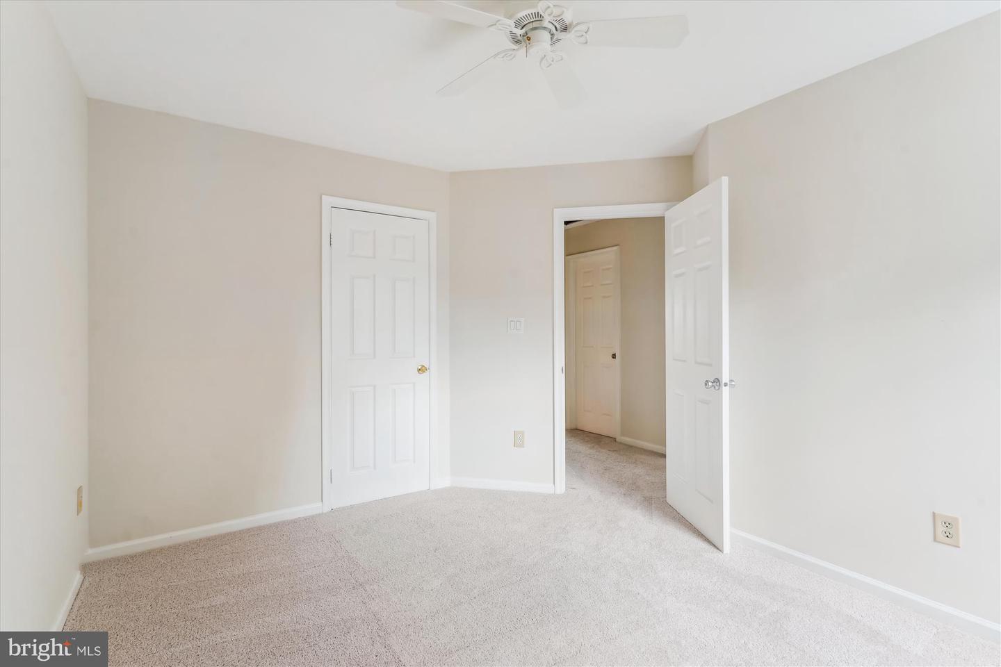 4407 MARSALA GLEN WAY, FAIRFAX, Virginia 22033, 4 Bedrooms Bedrooms, ,3 BathroomsBathrooms,Residential,For sale,4407 MARSALA GLEN WAY,VAFX2231746 MLS # VAFX2231746