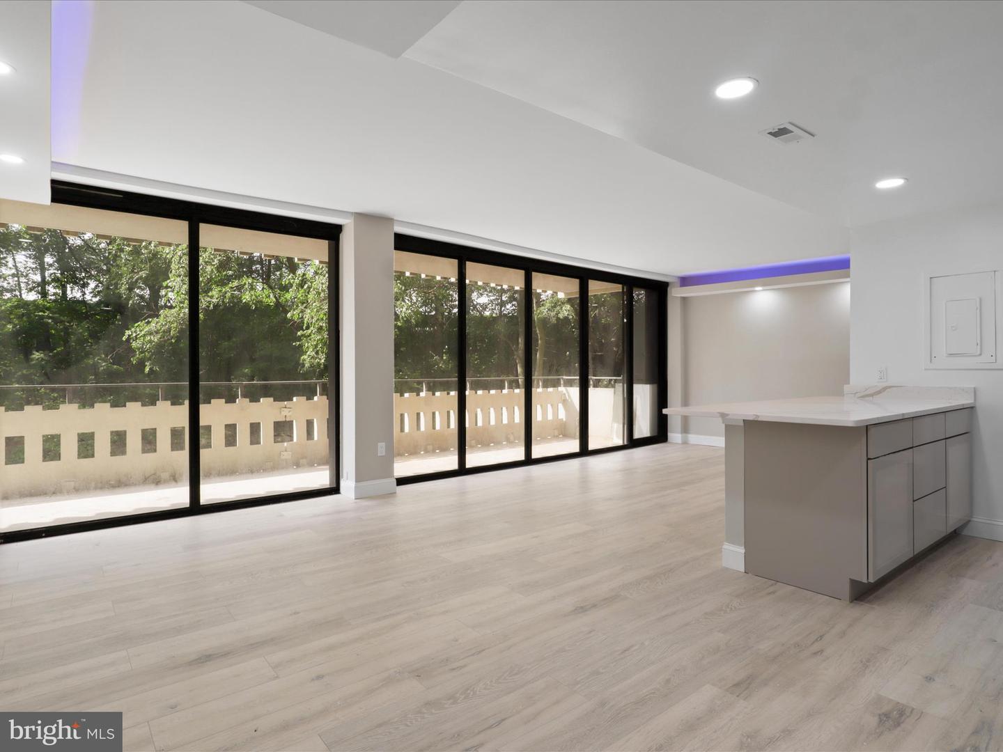 6301 STEVENSON AVE #310, ALEXANDRIA, Virginia 22304, 2 Bedrooms Bedrooms, ,2 BathroomsBathrooms,Residential,For sale,6301 STEVENSON AVE #310,VAAX2043738 MLS # VAAX2043738