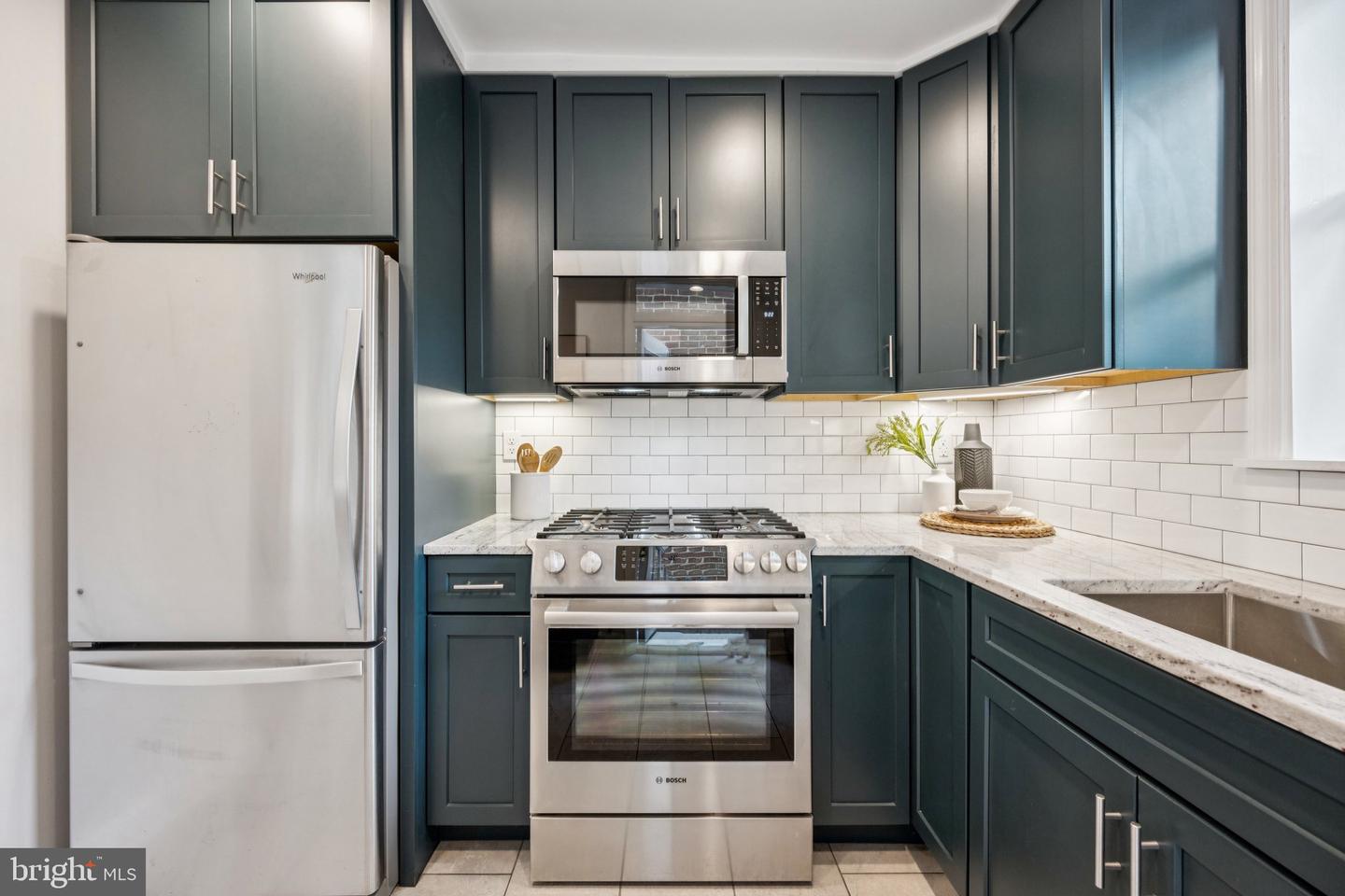 1407 PRINCE ST, ALEXANDRIA, Virginia 22314, 2 Bedrooms Bedrooms, ,1 BathroomBathrooms,Residential,For sale,1407 PRINCE ST,VAAX2043834 MLS # VAAX2043834
