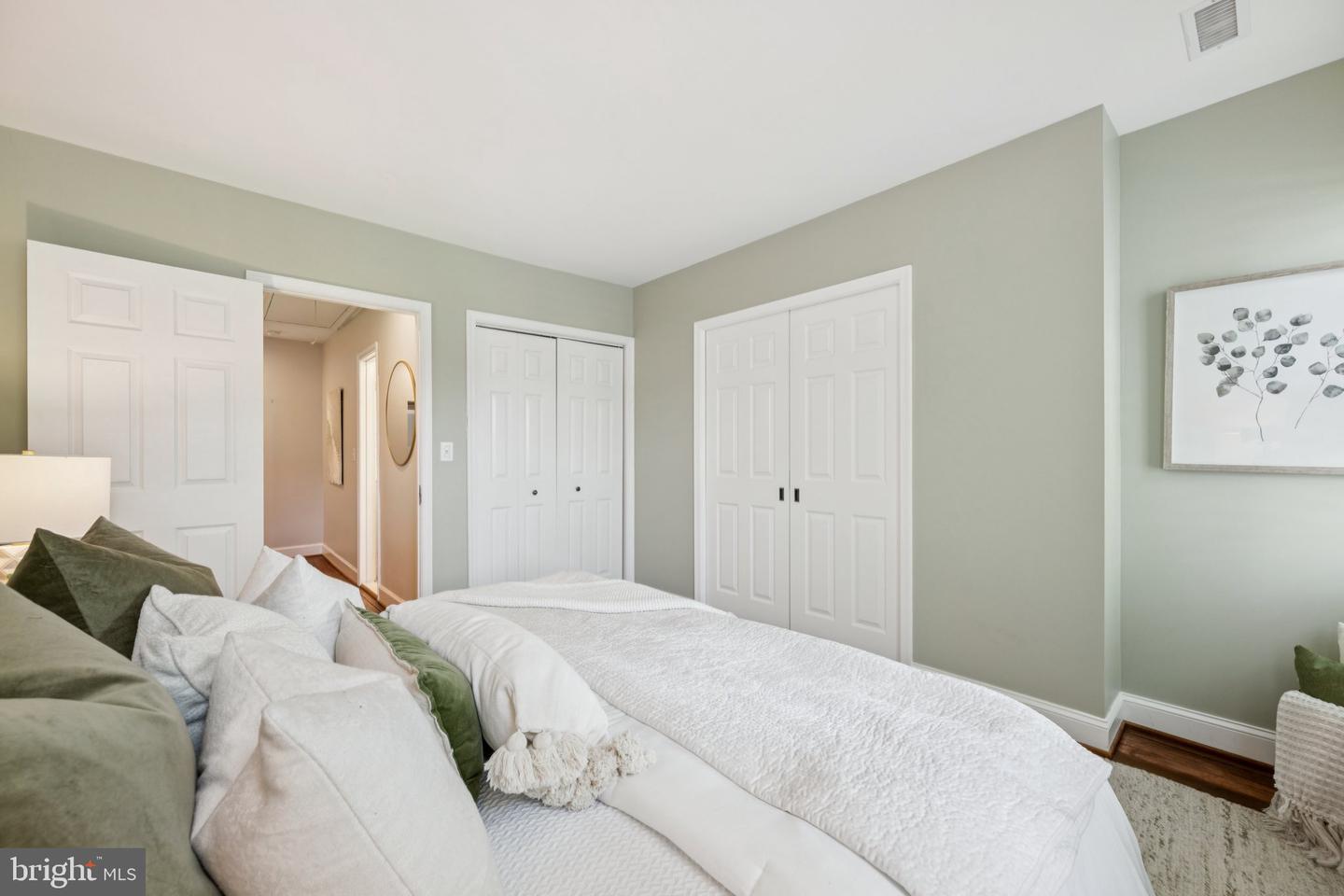 1407 PRINCE ST, ALEXANDRIA, Virginia 22314, 2 Bedrooms Bedrooms, ,1 BathroomBathrooms,Residential,For sale,1407 PRINCE ST,VAAX2043834 MLS # VAAX2043834