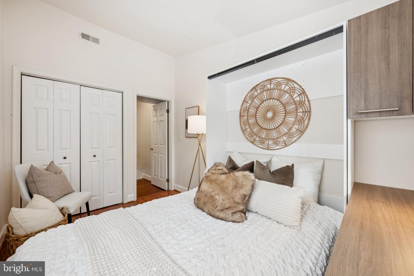 1407 PRINCE ST, ALEXANDRIA, Virginia 22314, 2 Bedrooms Bedrooms, ,1 BathroomBathrooms,Residential,For sale,1407 PRINCE ST,VAAX2043834 MLS # VAAX2043834