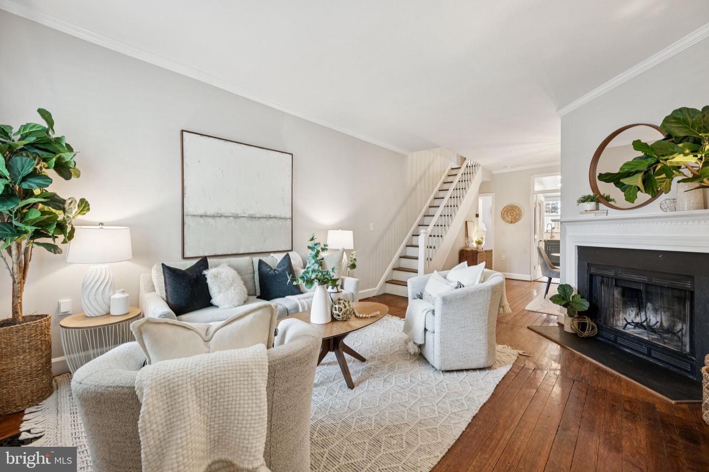 1407 PRINCE ST, ALEXANDRIA, Virginia 22314, 2 Bedrooms Bedrooms, ,1 BathroomBathrooms,Residential,For sale,1407 PRINCE ST,VAAX2043834 MLS # VAAX2043834