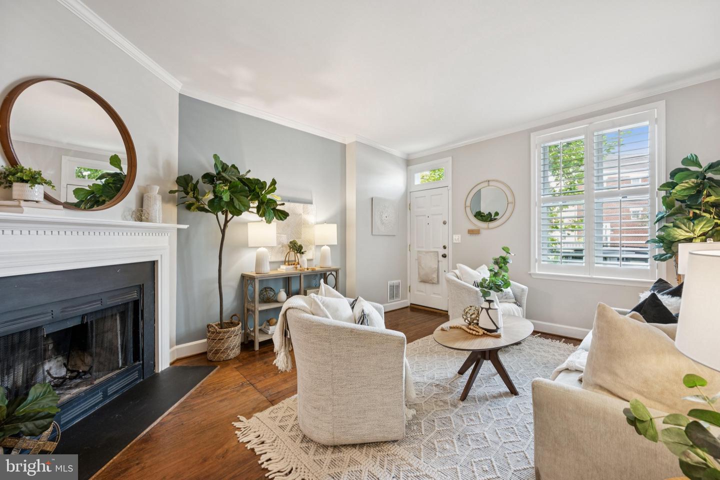 1407 PRINCE ST, ALEXANDRIA, Virginia 22314, 2 Bedrooms Bedrooms, ,1 BathroomBathrooms,Residential,For sale,1407 PRINCE ST,VAAX2043834 MLS # VAAX2043834