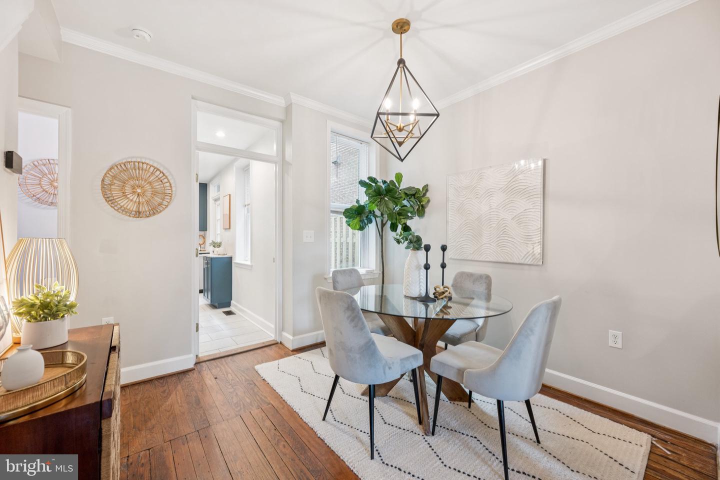 1407 PRINCE ST, ALEXANDRIA, Virginia 22314, 2 Bedrooms Bedrooms, ,1 BathroomBathrooms,Residential,For sale,1407 PRINCE ST,VAAX2043834 MLS # VAAX2043834