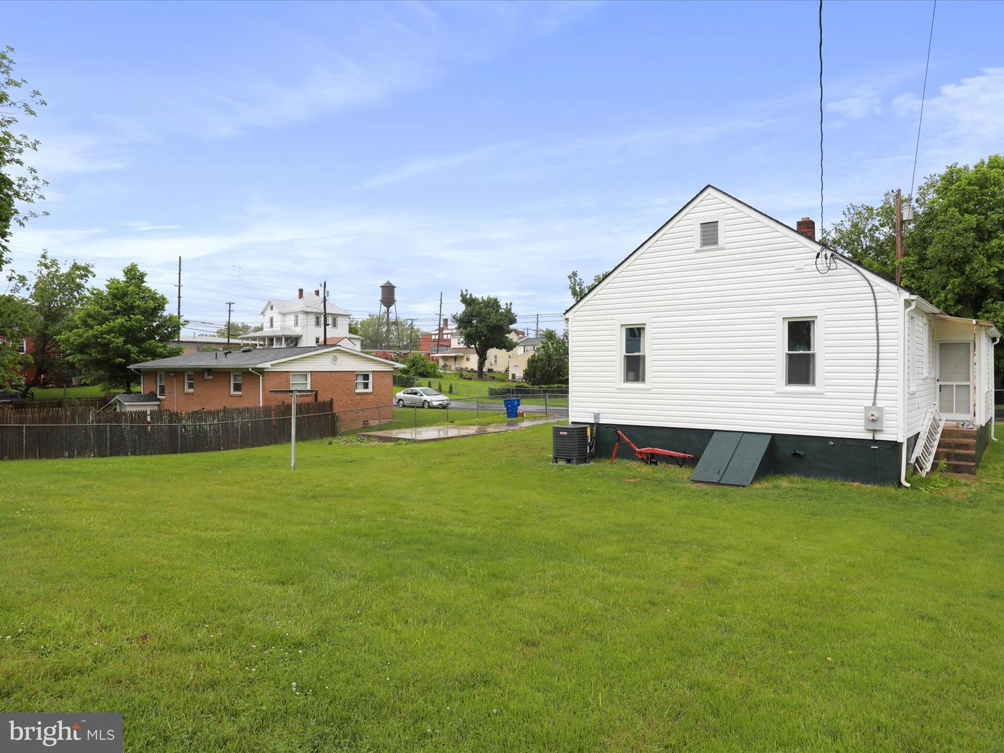 621 NEW AVE, FRONT ROYAL, Virginia 22630, 3 Bedrooms Bedrooms, ,1 BathroomBathrooms,Residential,For sale,621 NEW AVE,VAWR2010852 MLS # VAWR2010852