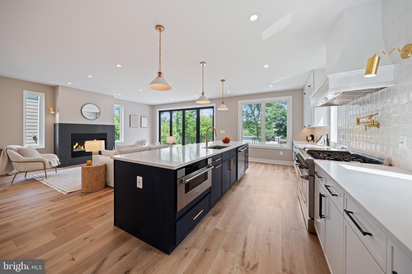 1426 IRVING ST NE, WASHINGTON, District Of Columbia 20017, 6 Bedrooms Bedrooms, ,5 BathroomsBathrooms,Residential,For sale,1426 IRVING ST NE,DCDC2194886 MLS # DCDC2194886