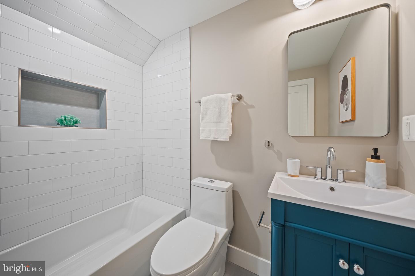 1426 IRVING ST NE, WASHINGTON, District Of Columbia 20017, 6 Bedrooms Bedrooms, ,5 BathroomsBathrooms,Residential,For sale,1426 IRVING ST NE,DCDC2194886 MLS # DCDC2194886