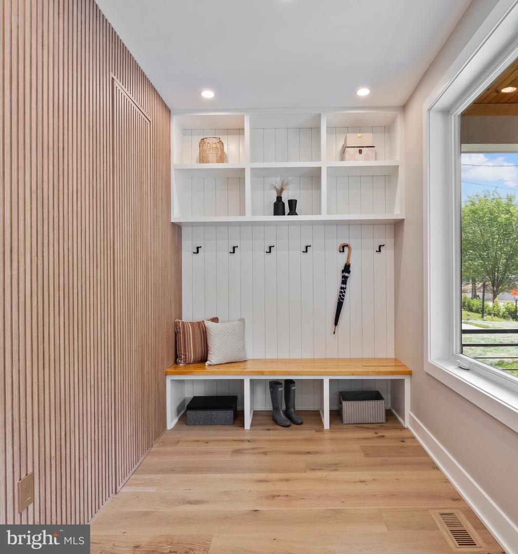1426 IRVING ST NE, WASHINGTON, District Of Columbia 20017, 6 Bedrooms Bedrooms, ,5 BathroomsBathrooms,Residential,For sale,1426 IRVING ST NE,DCDC2194886 MLS # DCDC2194886