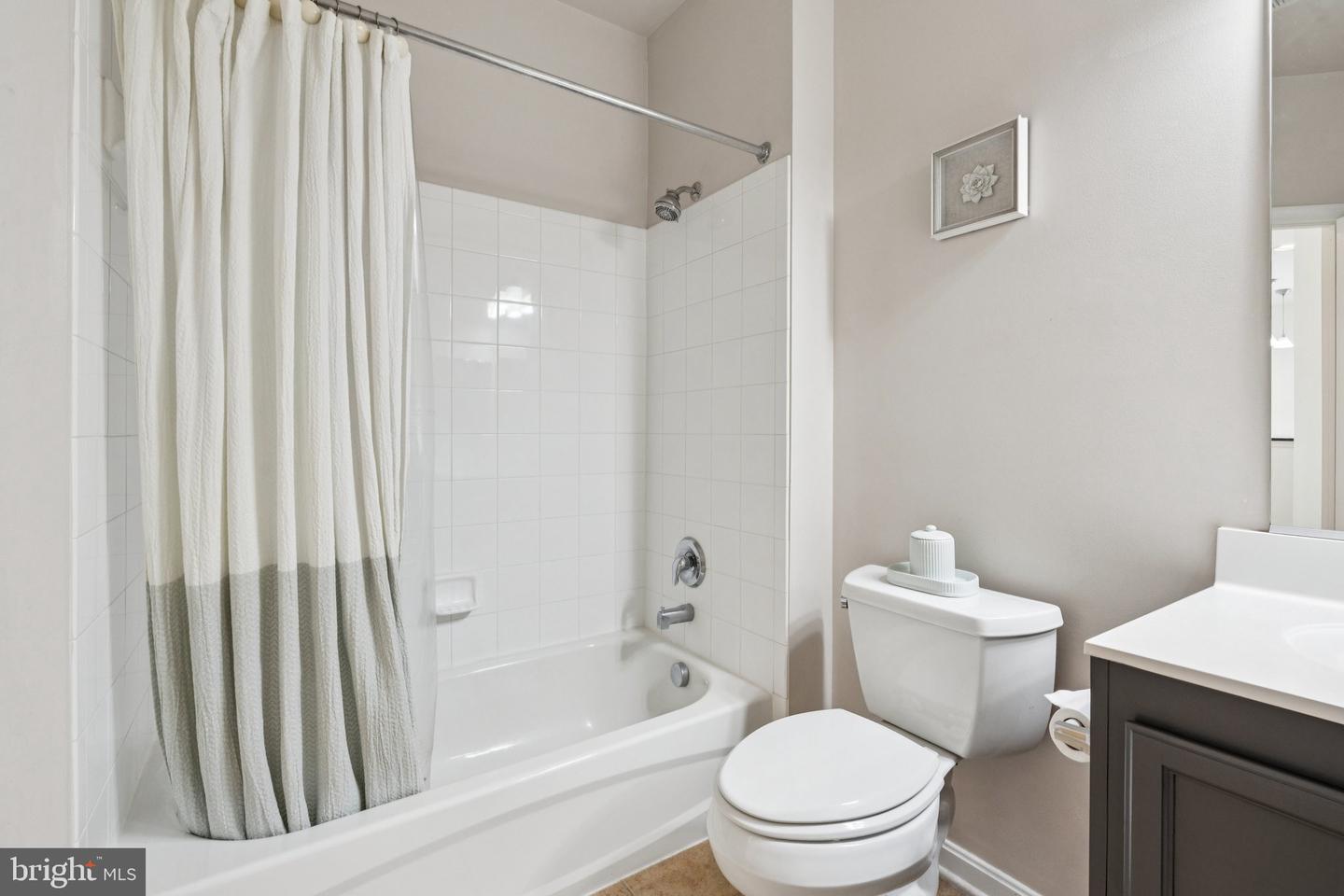 2655 PROSPERITY AVE #237, FAIRFAX, Virginia 22031, 2 Bedrooms Bedrooms, ,2 BathroomsBathrooms,Residential,For sale,2655 PROSPERITY AVE #237,VAFX2234724 MLS # VAFX2234724