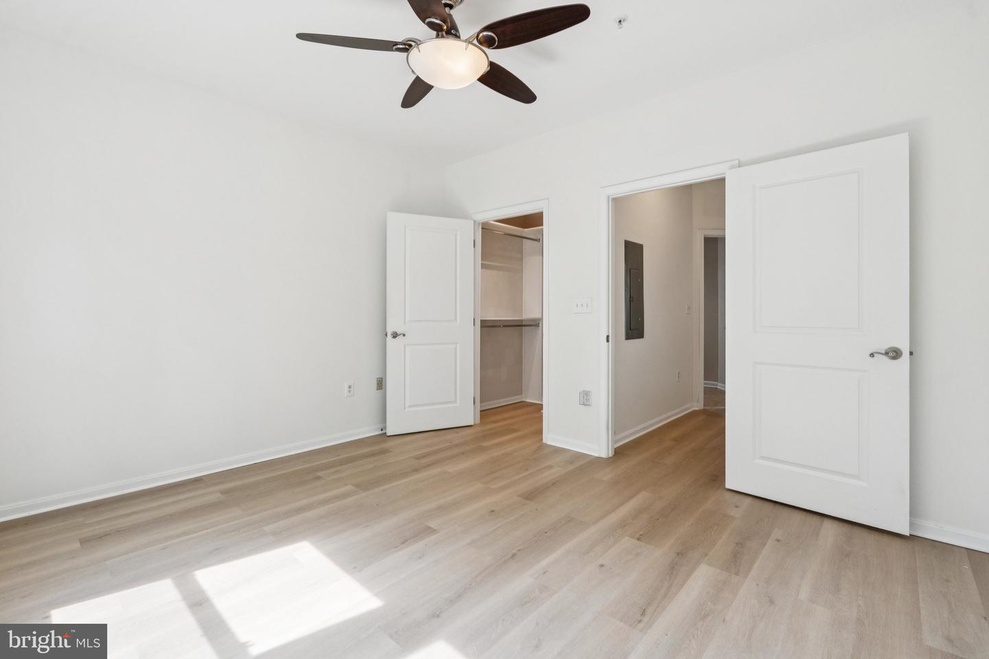 2655 PROSPERITY AVE #237, FAIRFAX, Virginia 22031, 2 Bedrooms Bedrooms, ,2 BathroomsBathrooms,Residential,For sale,2655 PROSPERITY AVE #237,VAFX2234724 MLS # VAFX2234724