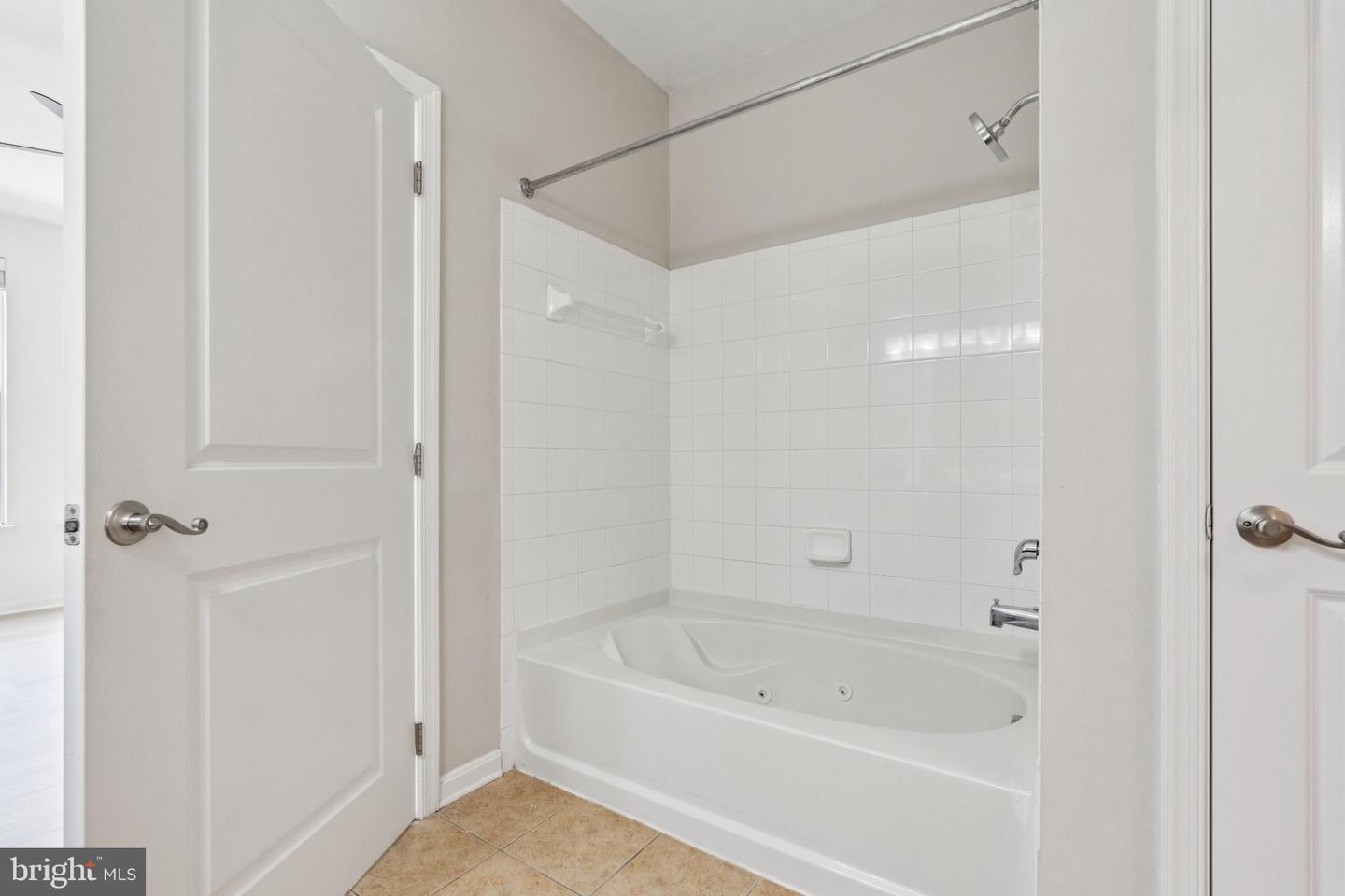 2655 PROSPERITY AVE #237, FAIRFAX, Virginia 22031, 2 Bedrooms Bedrooms, ,2 BathroomsBathrooms,Residential,For sale,2655 PROSPERITY AVE #237,VAFX2234724 MLS # VAFX2234724