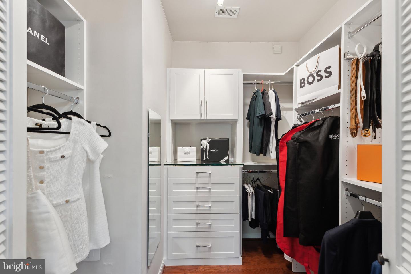 2655 PROSPERITY AVE #237, FAIRFAX, Virginia 22031, 2 Bedrooms Bedrooms, ,2 BathroomsBathrooms,Residential,For sale,2655 PROSPERITY AVE #237,VAFX2234724 MLS # VAFX2234724