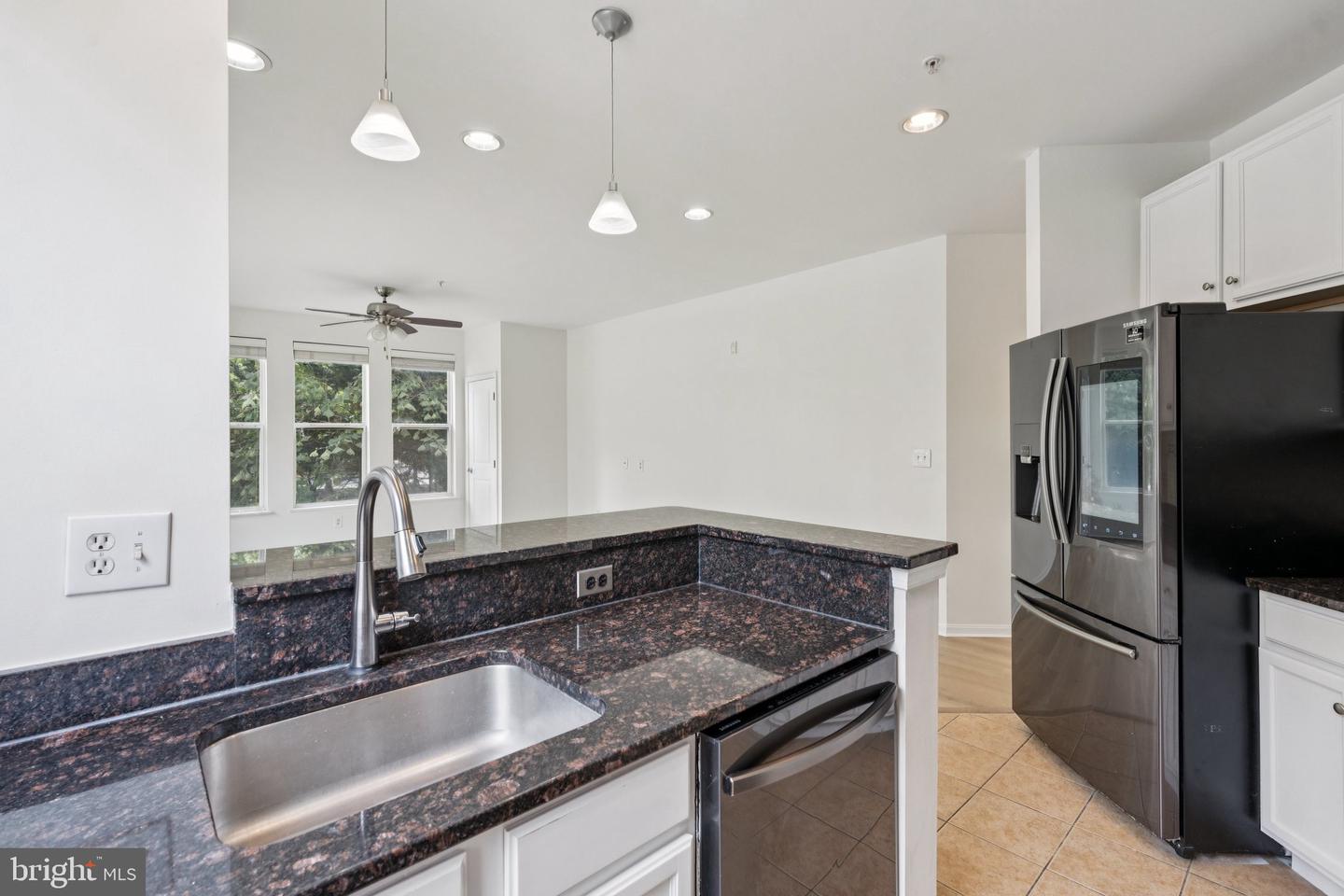 2655 PROSPERITY AVE #237, FAIRFAX, Virginia 22031, 2 Bedrooms Bedrooms, ,2 BathroomsBathrooms,Residential,For sale,2655 PROSPERITY AVE #237,VAFX2234724 MLS # VAFX2234724
