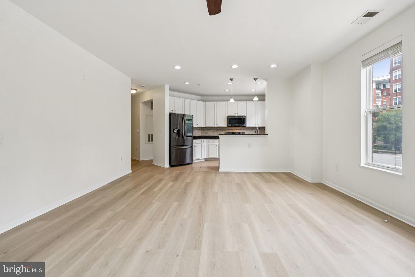 2655 PROSPERITY AVE #237, FAIRFAX, Virginia 22031, 2 Bedrooms Bedrooms, ,2 BathroomsBathrooms,Residential,For sale,2655 PROSPERITY AVE #237,VAFX2234724 MLS # VAFX2234724