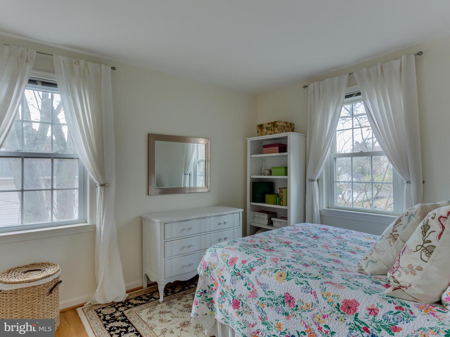 112 E JEFFERSON ST E, FALLS CHURCH, Virginia 22046, 5 Bedrooms Bedrooms, ,3 BathroomsBathrooms,Residential,For sale,112 E JEFFERSON ST E,VAFA2002940 MLS # VAFA2002940