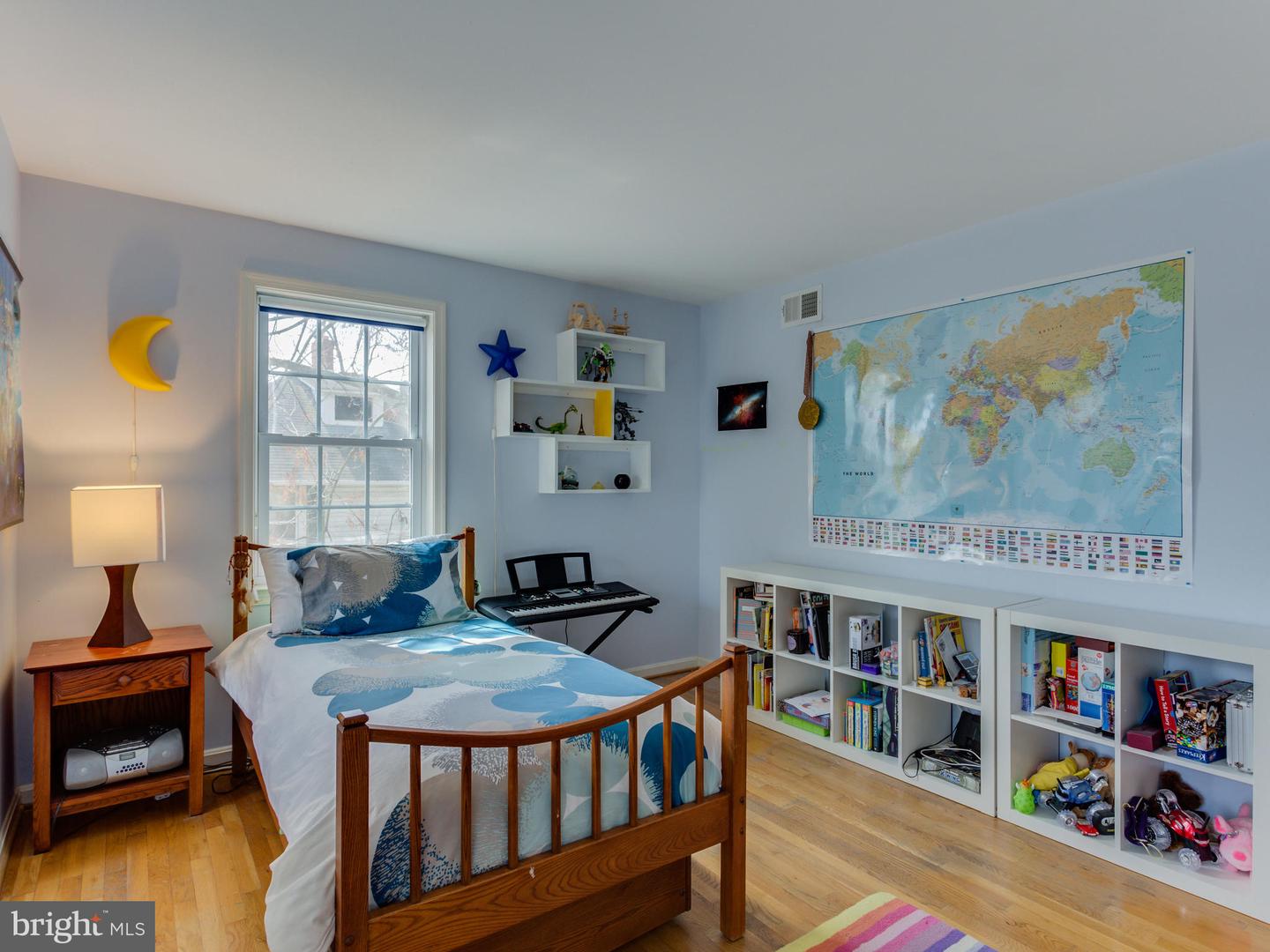 112 E JEFFERSON ST E, FALLS CHURCH, Virginia 22046, 5 Bedrooms Bedrooms, ,3 BathroomsBathrooms,Residential,For sale,112 E JEFFERSON ST E,VAFA2002940 MLS # VAFA2002940
