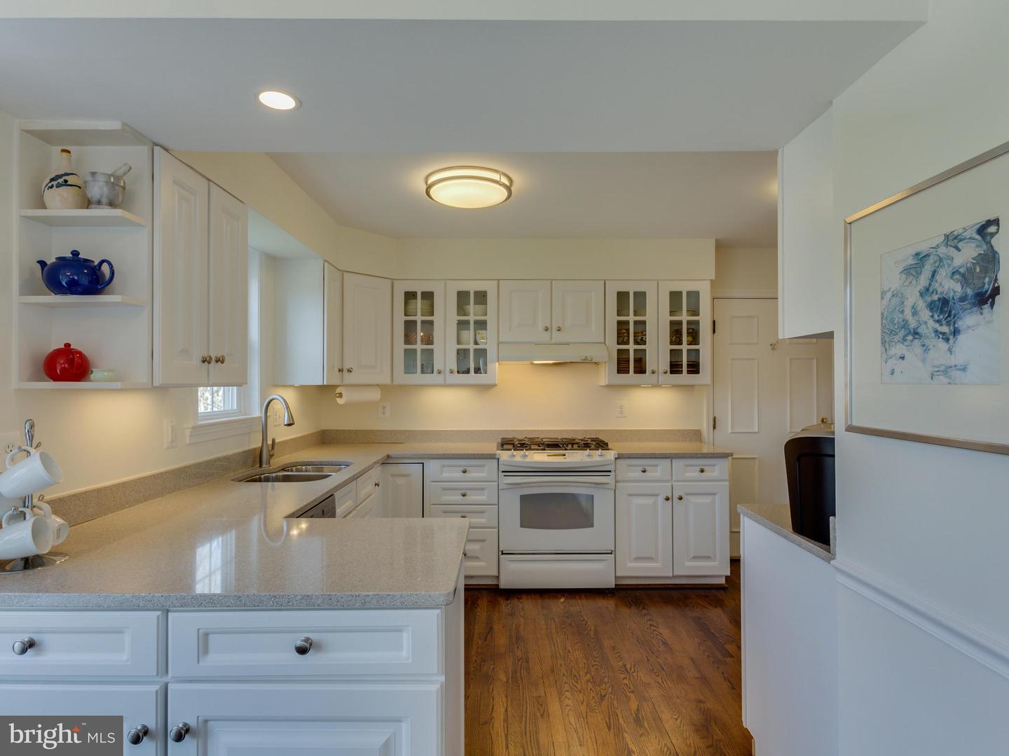 112 E JEFFERSON ST E, FALLS CHURCH, Virginia 22046, 5 Bedrooms Bedrooms, ,3 BathroomsBathrooms,Residential,For sale,112 E JEFFERSON ST E,VAFA2002940 MLS # VAFA2002940