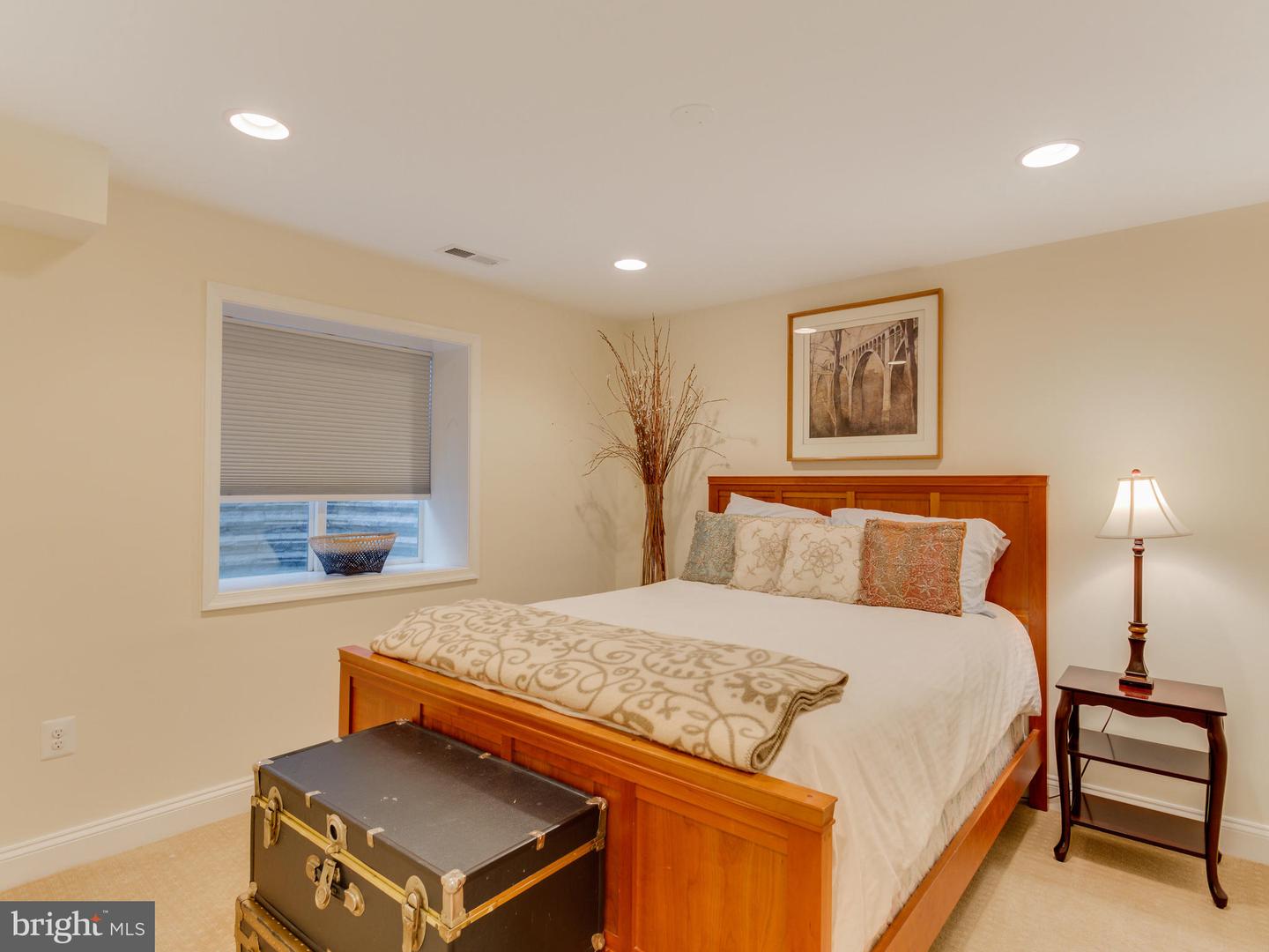 112 E JEFFERSON ST E, FALLS CHURCH, Virginia 22046, 5 Bedrooms Bedrooms, ,3 BathroomsBathrooms,Residential,For sale,112 E JEFFERSON ST E,VAFA2002940 MLS # VAFA2002940