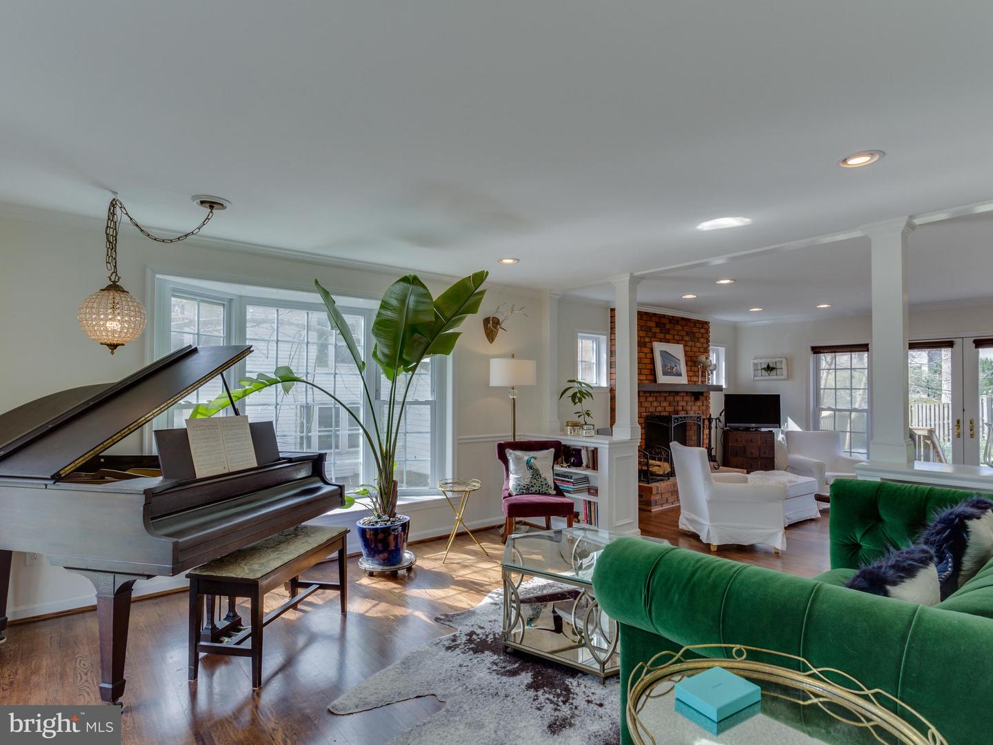 112 E JEFFERSON ST E, FALLS CHURCH, Virginia 22046, 5 Bedrooms Bedrooms, ,3 BathroomsBathrooms,Residential,For sale,112 E JEFFERSON ST E,VAFA2002940 MLS # VAFA2002940