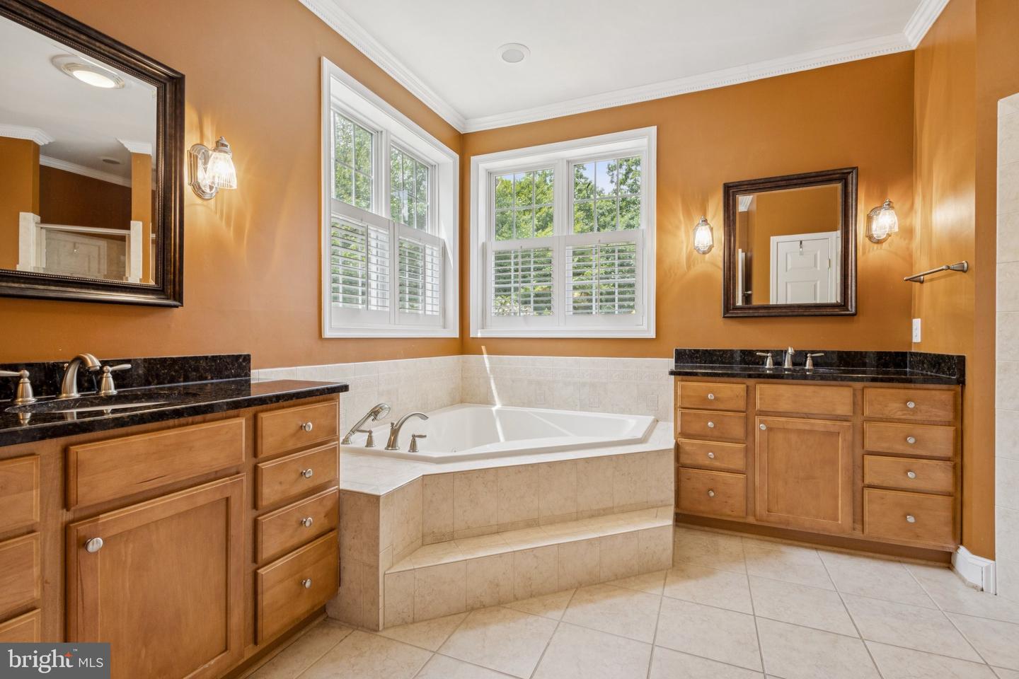 301 GENTLE BREEZE CIR, FREDERICKSBURG, Virginia 22406, 5 Bedrooms Bedrooms, ,4 BathroomsBathrooms,Residential,For sale,301 GENTLE BREEZE CIR,VAST2038374 MLS # VAST2038374