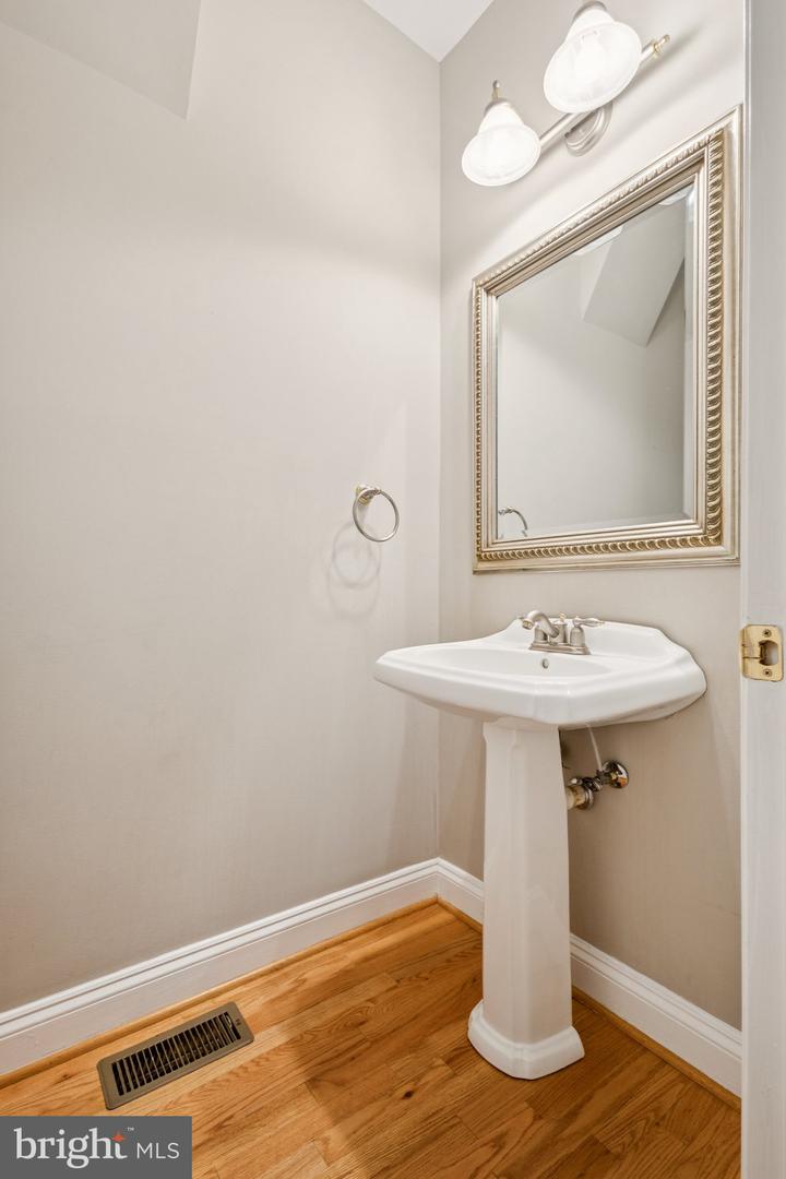 301 GENTLE BREEZE CIR, FREDERICKSBURG, Virginia 22406, 5 Bedrooms Bedrooms, ,4 BathroomsBathrooms,Residential,For sale,301 GENTLE BREEZE CIR,VAST2038374 MLS # VAST2038374