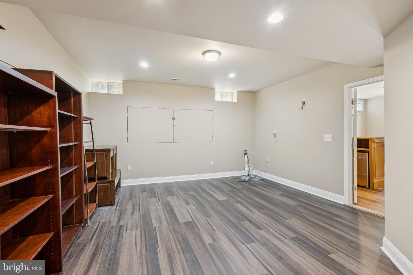 301 GENTLE BREEZE CIR, FREDERICKSBURG, Virginia 22406, 5 Bedrooms Bedrooms, ,4 BathroomsBathrooms,Residential,For sale,301 GENTLE BREEZE CIR,VAST2038374 MLS # VAST2038374