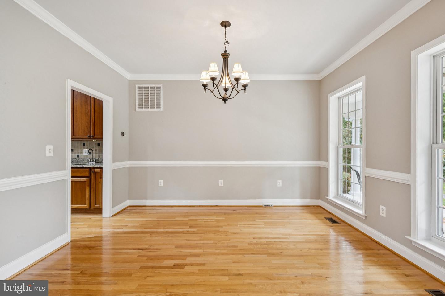 301 GENTLE BREEZE CIR, FREDERICKSBURG, Virginia 22406, 5 Bedrooms Bedrooms, ,4 BathroomsBathrooms,Residential,For sale,301 GENTLE BREEZE CIR,VAST2038374 MLS # VAST2038374