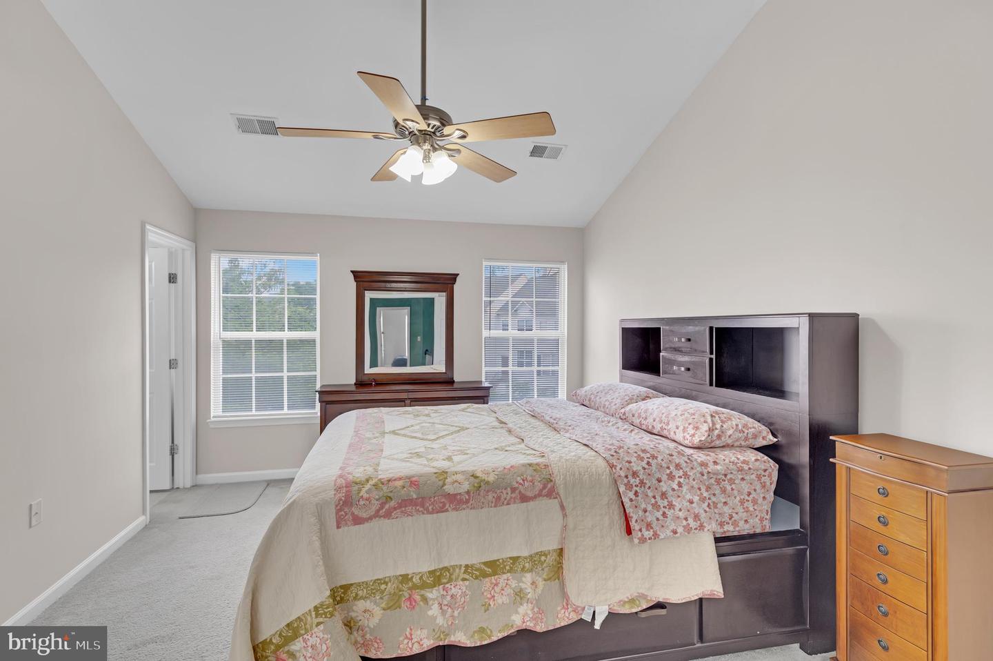 20260 BROOKVIEW SQ, ASHBURN, Virginia 20147, 3 Bedrooms Bedrooms, ,2 BathroomsBathrooms,Residential,For sale,20260 BROOKVIEW SQ,VALO2095202 MLS # VALO2095202