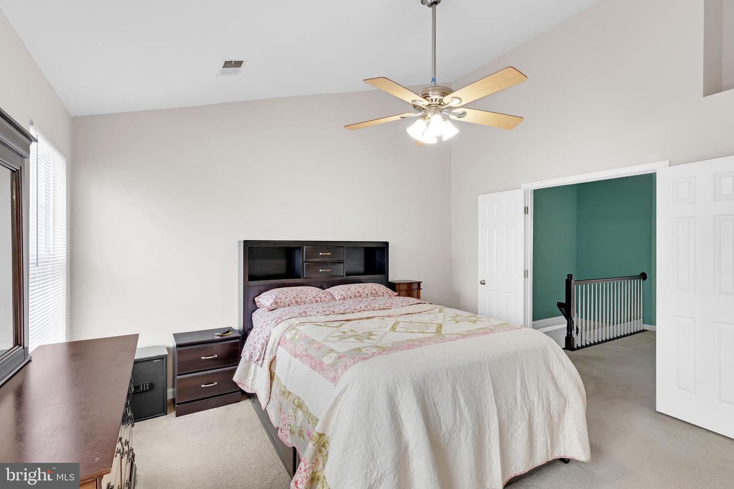 20260 BROOKVIEW SQ, ASHBURN, Virginia 20147, 3 Bedrooms Bedrooms, ,2 BathroomsBathrooms,Residential,For sale,20260 BROOKVIEW SQ,VALO2095202 MLS # VALO2095202