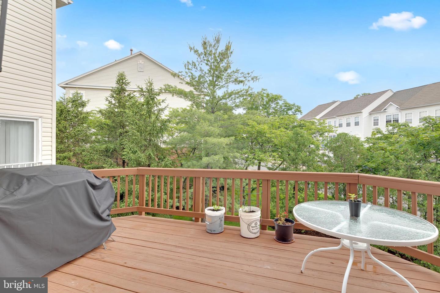 20260 BROOKVIEW SQ, ASHBURN, Virginia 20147, 3 Bedrooms Bedrooms, ,2 BathroomsBathrooms,Residential,For sale,20260 BROOKVIEW SQ,VALO2095202 MLS # VALO2095202