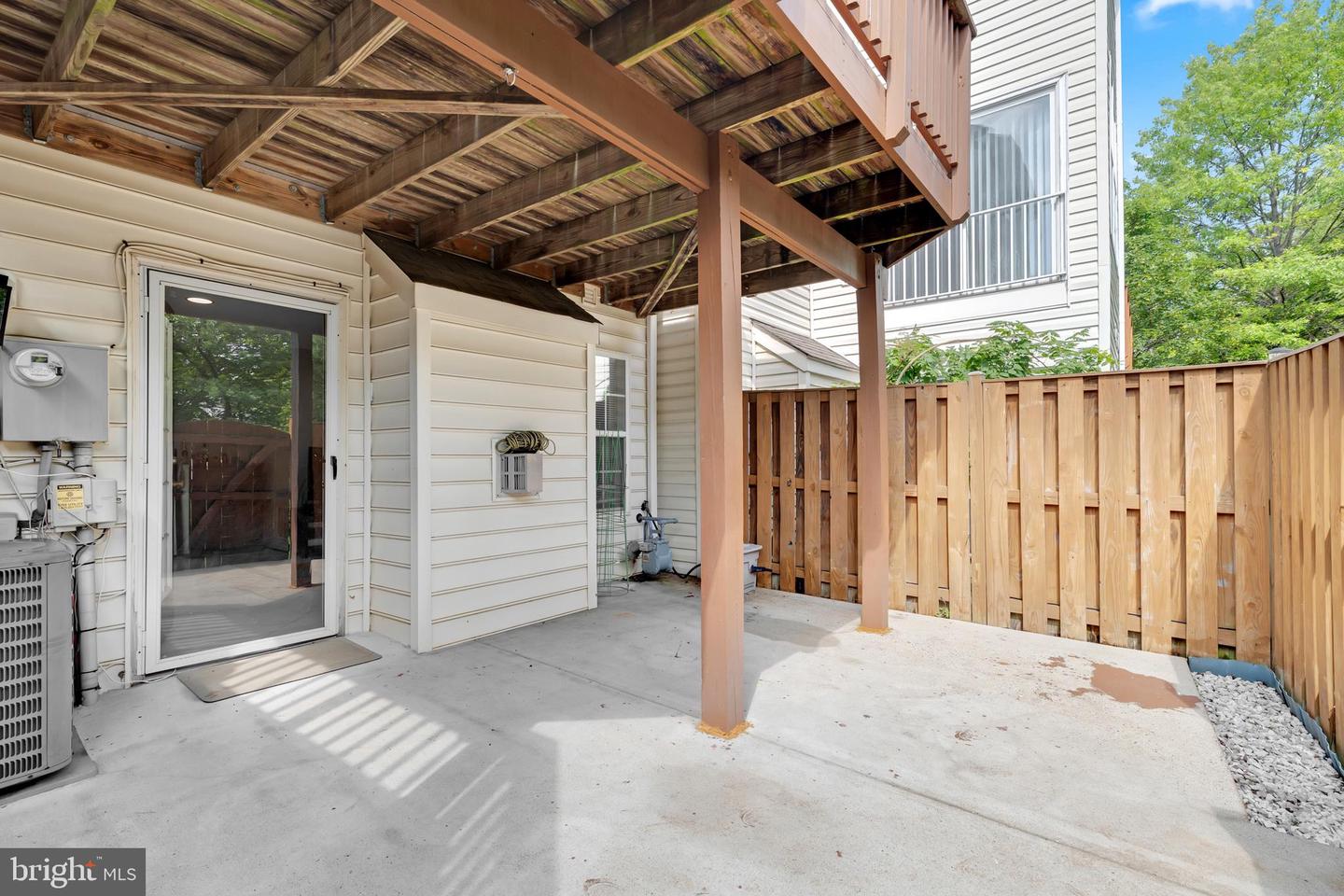 20260 BROOKVIEW SQ, ASHBURN, Virginia 20147, 3 Bedrooms Bedrooms, ,2 BathroomsBathrooms,Residential,For sale,20260 BROOKVIEW SQ,VALO2095202 MLS # VALO2095202