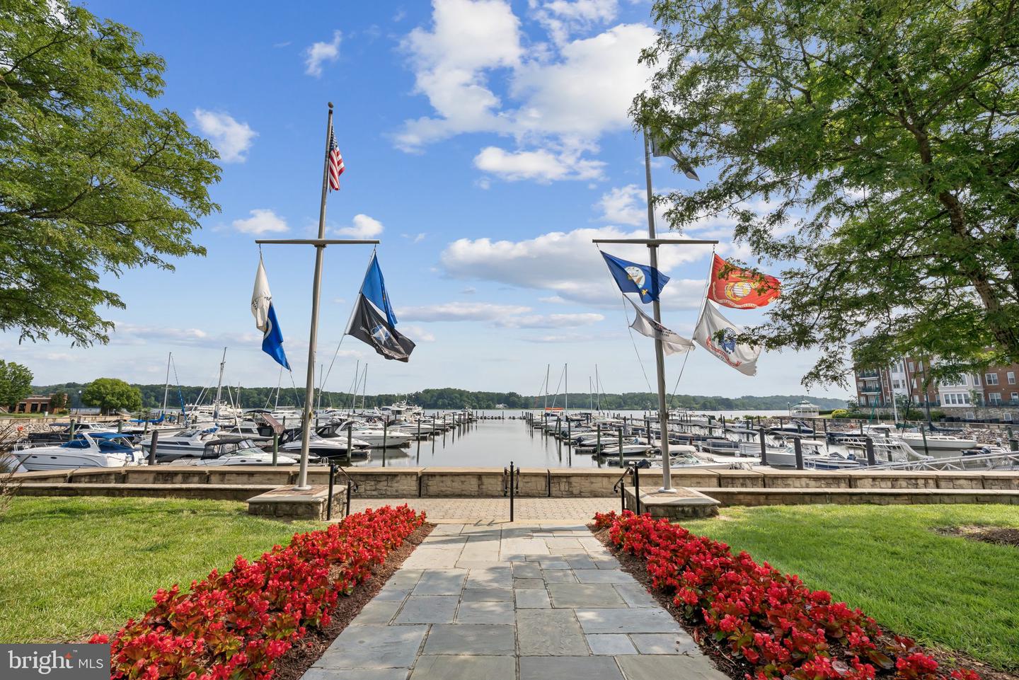 440 BELMONT BAY DR #302, WOODBRIDGE, Virginia 22191, 2 Bedrooms Bedrooms, ,2 BathroomsBathrooms,Residential,For sale,440 BELMONT BAY DR #302,VAPW2093802 MLS # VAPW2093802