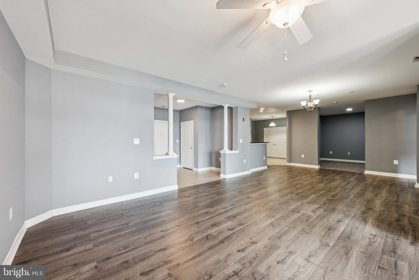 440 BELMONT BAY DR #302, WOODBRIDGE, Virginia 22191, 2 Bedrooms Bedrooms, ,2 BathroomsBathrooms,Residential,For sale,440 BELMONT BAY DR #302,VAPW2093802 MLS # VAPW2093802