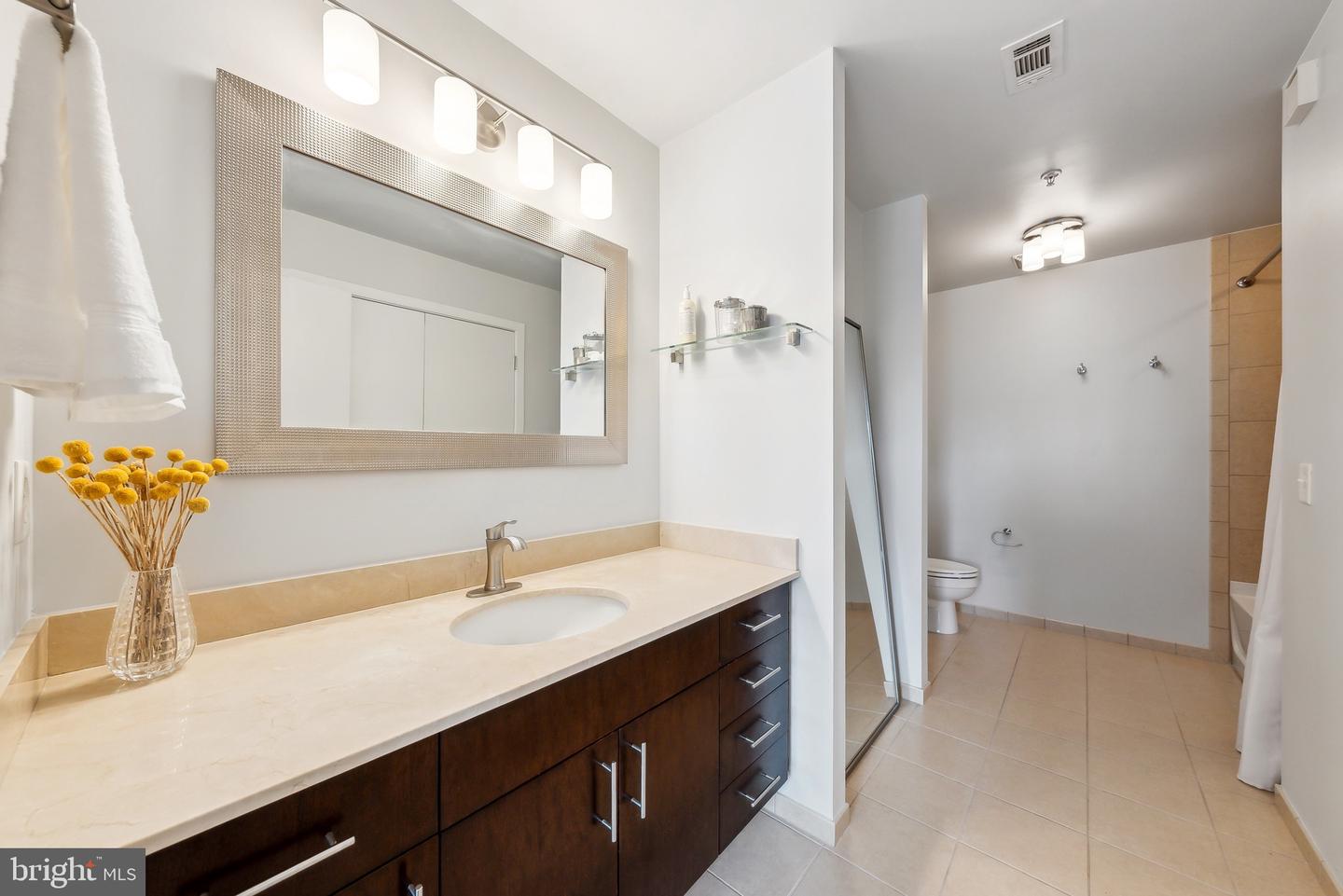 910 M ST NW #310, WASHINGTON, District Of Columbia 20001, 2 Bedrooms Bedrooms, ,2 BathroomsBathrooms,Residential,For sale,910 M ST NW #310,DCDC2199326 MLS # DCDC2199326