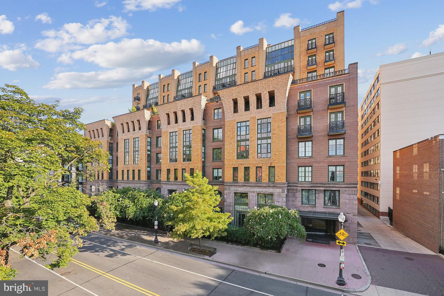 910 M ST NW #310, WASHINGTON, District Of Columbia 20001, 2 Bedrooms Bedrooms, ,2 BathroomsBathrooms,Residential,For sale,910 M ST NW #310,DCDC2199326 MLS # DCDC2199326
