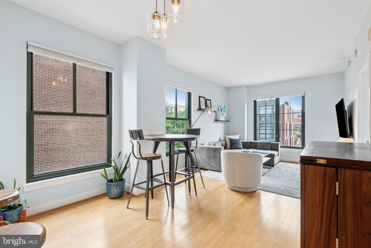 910 M ST NW #310, WASHINGTON, District Of Columbia 20001, 2 Bedrooms Bedrooms, ,2 BathroomsBathrooms,Residential,For sale,910 M ST NW #310,DCDC2199326 MLS # DCDC2199326