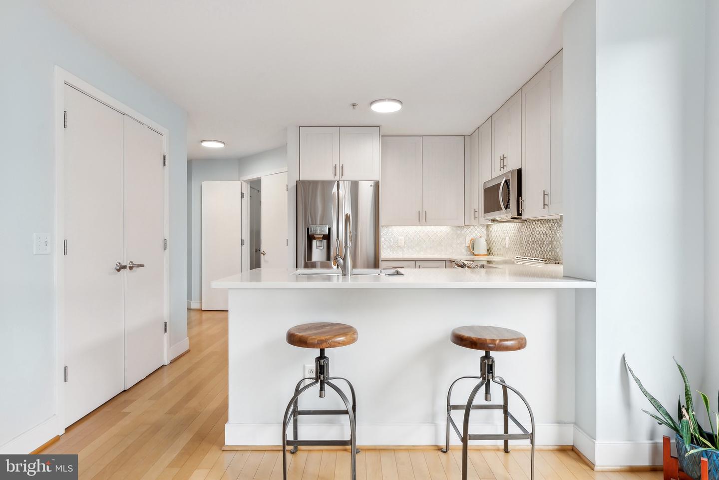 910 M ST NW #310, WASHINGTON, District Of Columbia 20001, 2 Bedrooms Bedrooms, ,2 BathroomsBathrooms,Residential,For sale,910 M ST NW #310,DCDC2199326 MLS # DCDC2199326