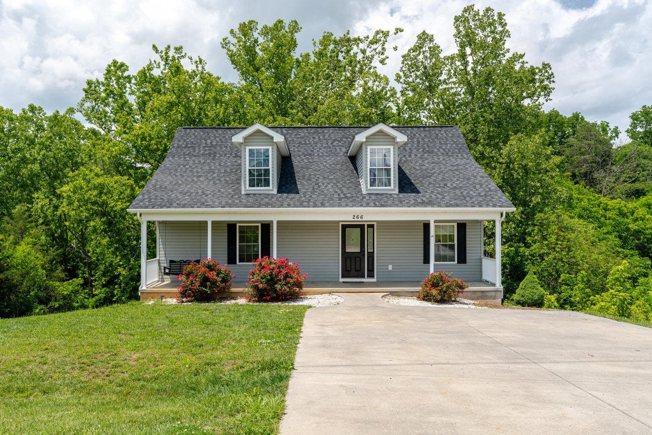 266 LOCUSTDALE LOOP, SHENANDOAH, Virginia 22849, 6 Bedrooms Bedrooms, ,3 BathroomsBathrooms,Residential,266 LOCUSTDALE LOOP,665687 MLS # 665687
