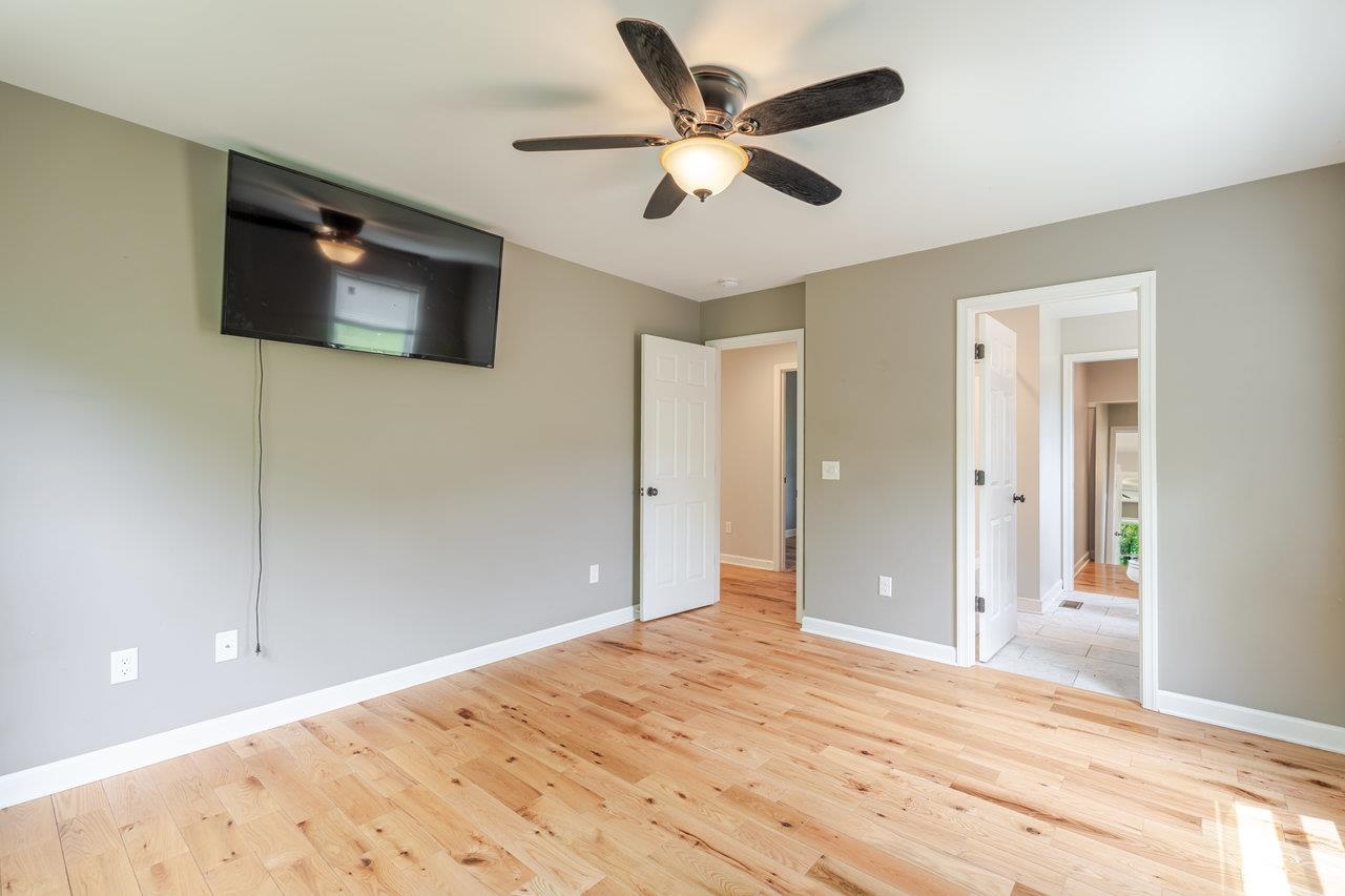 266 LOCUSTDALE LOOP, SHENANDOAH, Virginia 22849, 6 Bedrooms Bedrooms, ,3 BathroomsBathrooms,Residential,266 LOCUSTDALE LOOP,665687 MLS # 665687