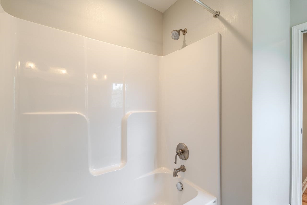 266 LOCUSTDALE LOOP, SHENANDOAH, Virginia 22849, 6 Bedrooms Bedrooms, ,3 BathroomsBathrooms,Residential,266 LOCUSTDALE LOOP,665687 MLS # 665687