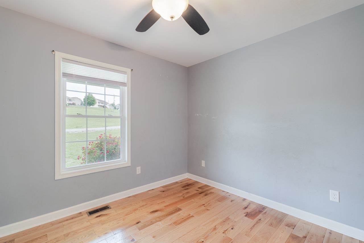 266 LOCUSTDALE LOOP, SHENANDOAH, Virginia 22849, 6 Bedrooms Bedrooms, ,3 BathroomsBathrooms,Residential,266 LOCUSTDALE LOOP,665687 MLS # 665687