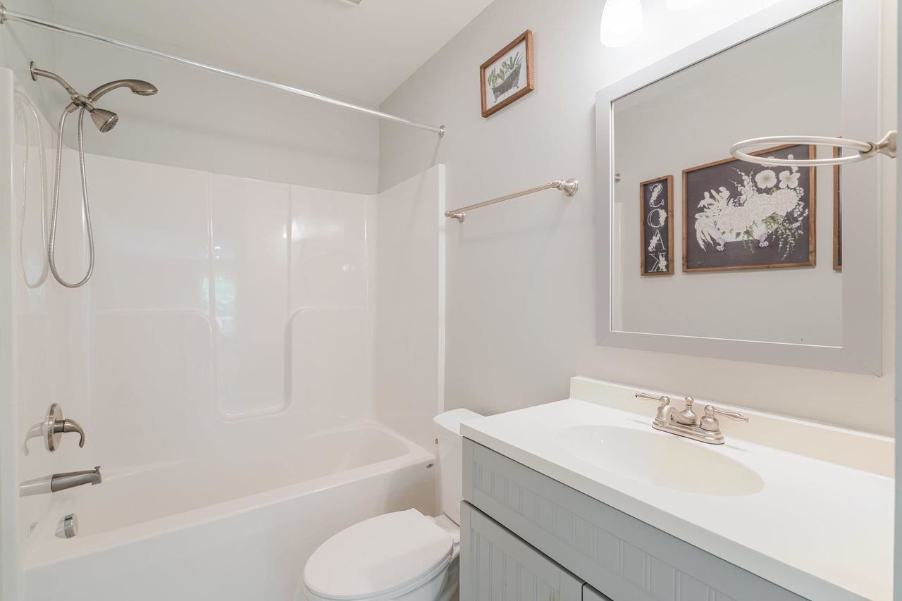 266 LOCUSTDALE LOOP, SHENANDOAH, Virginia 22849, 6 Bedrooms Bedrooms, ,3 BathroomsBathrooms,Residential,266 LOCUSTDALE LOOP,665687 MLS # 665687