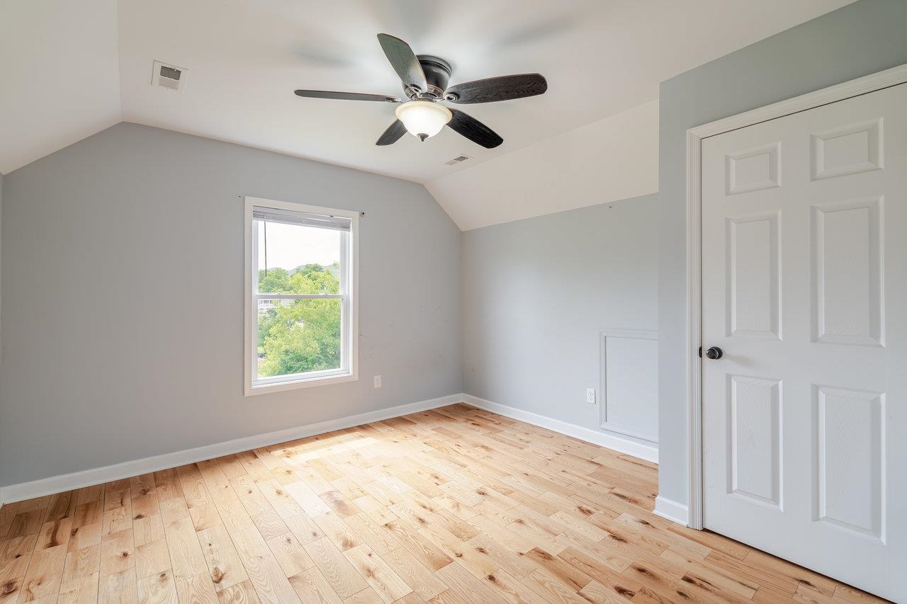 266 LOCUSTDALE LOOP, SHENANDOAH, Virginia 22849, 6 Bedrooms Bedrooms, ,3 BathroomsBathrooms,Residential,266 LOCUSTDALE LOOP,665687 MLS # 665687