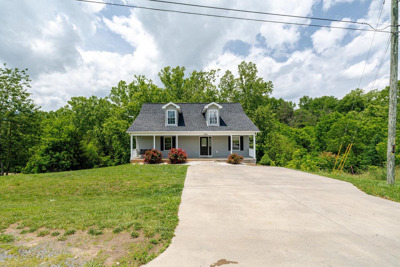 266 LOCUSTDALE LOOP, SHENANDOAH, Virginia 22849, 6 Bedrooms Bedrooms, ,3 BathroomsBathrooms,Residential,266 LOCUSTDALE LOOP,665687 MLS # 665687