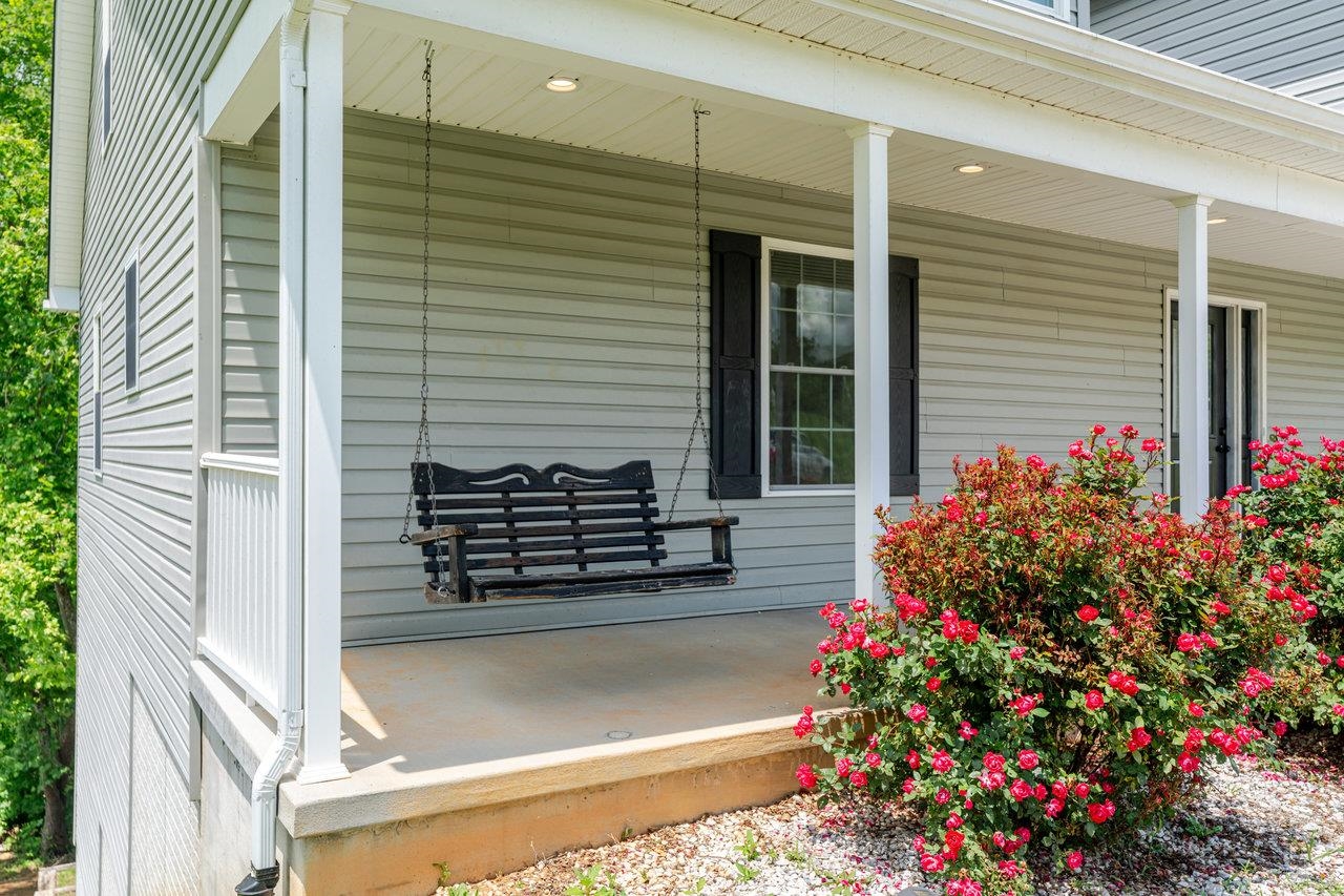 266 LOCUSTDALE LOOP, SHENANDOAH, Virginia 22849, 6 Bedrooms Bedrooms, ,3 BathroomsBathrooms,Residential,266 LOCUSTDALE LOOP,665687 MLS # 665687