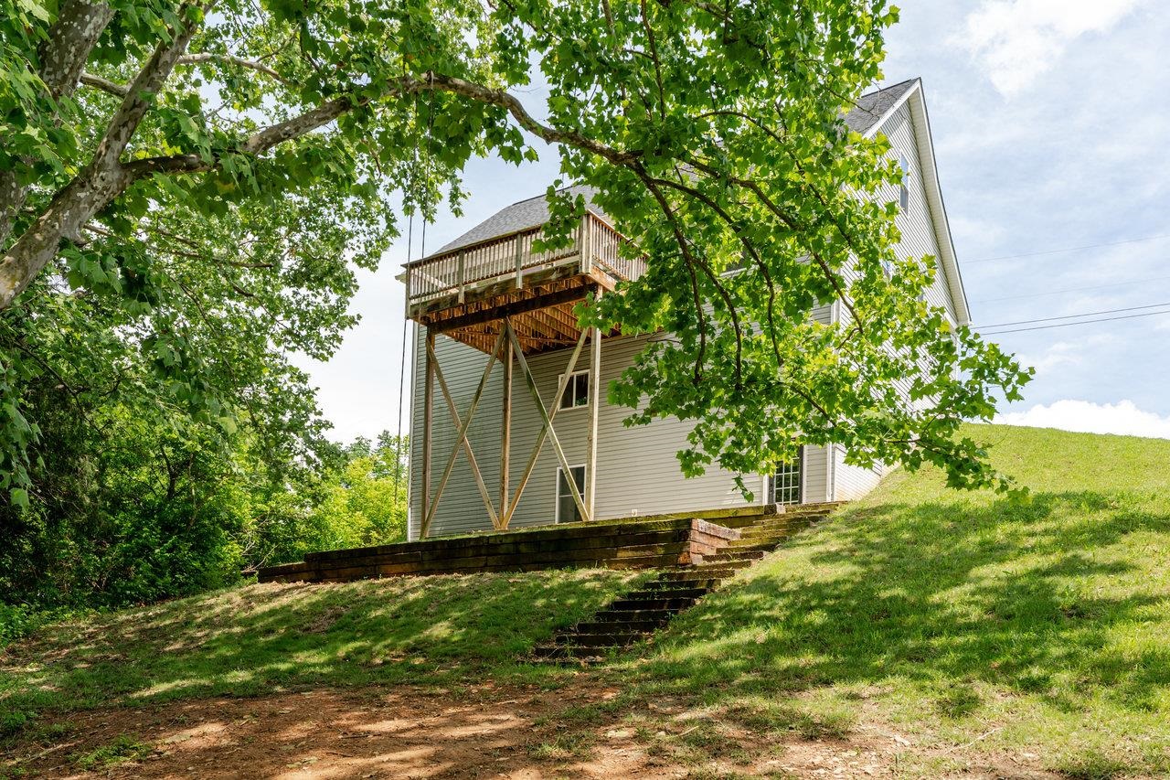 266 LOCUSTDALE LOOP, SHENANDOAH, Virginia 22849, 6 Bedrooms Bedrooms, ,3 BathroomsBathrooms,Residential,266 LOCUSTDALE LOOP,665687 MLS # 665687