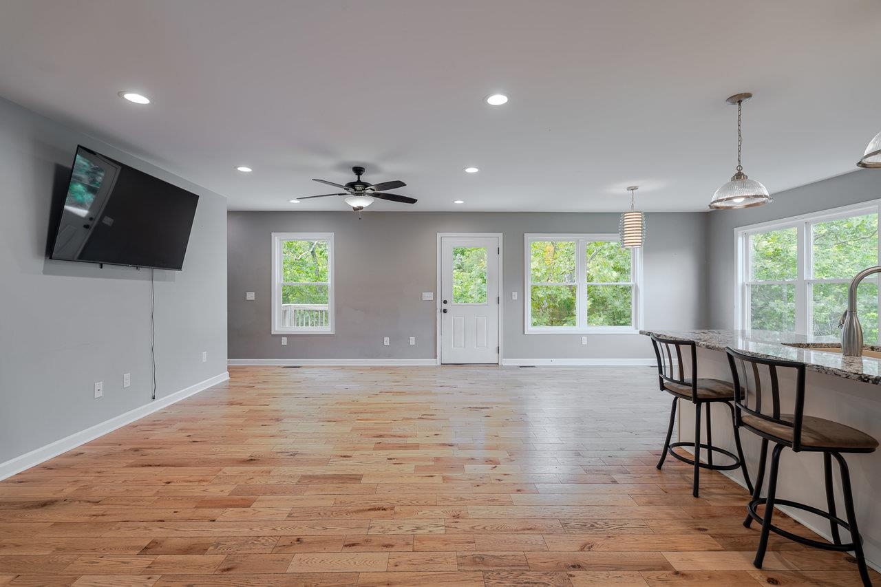 266 LOCUSTDALE LOOP, SHENANDOAH, Virginia 22849, 6 Bedrooms Bedrooms, ,3 BathroomsBathrooms,Residential,266 LOCUSTDALE LOOP,665687 MLS # 665687